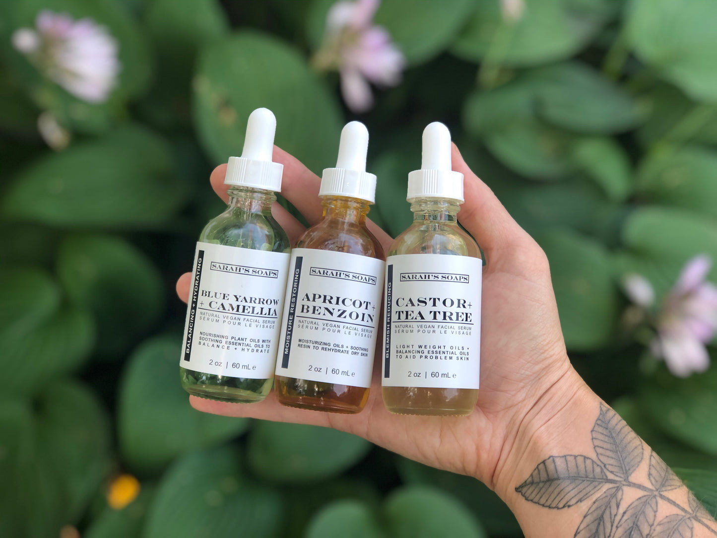 CASTOR + TEA TREE facial serum